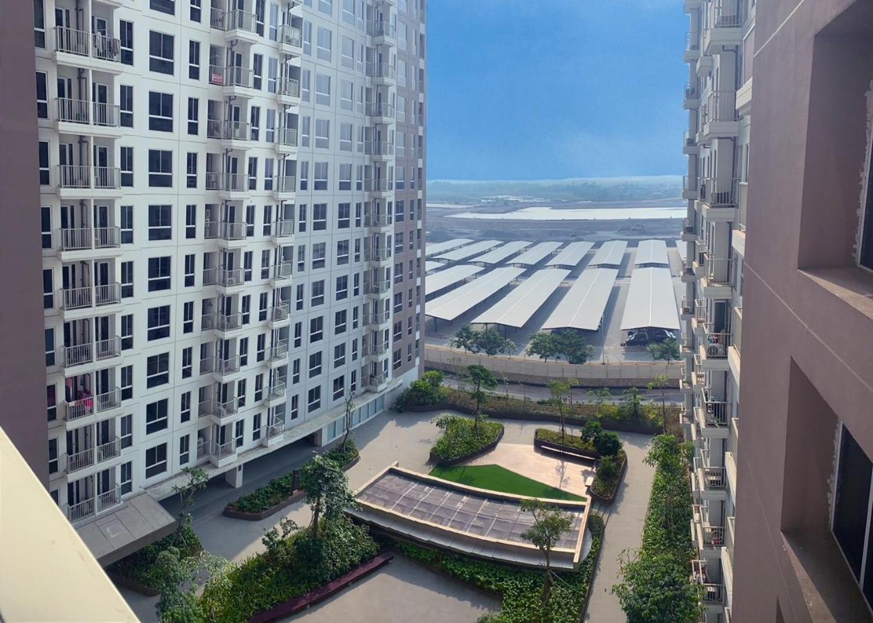 Hotel Tokyo Riverside Pik 2 By Benchmark Tangerang